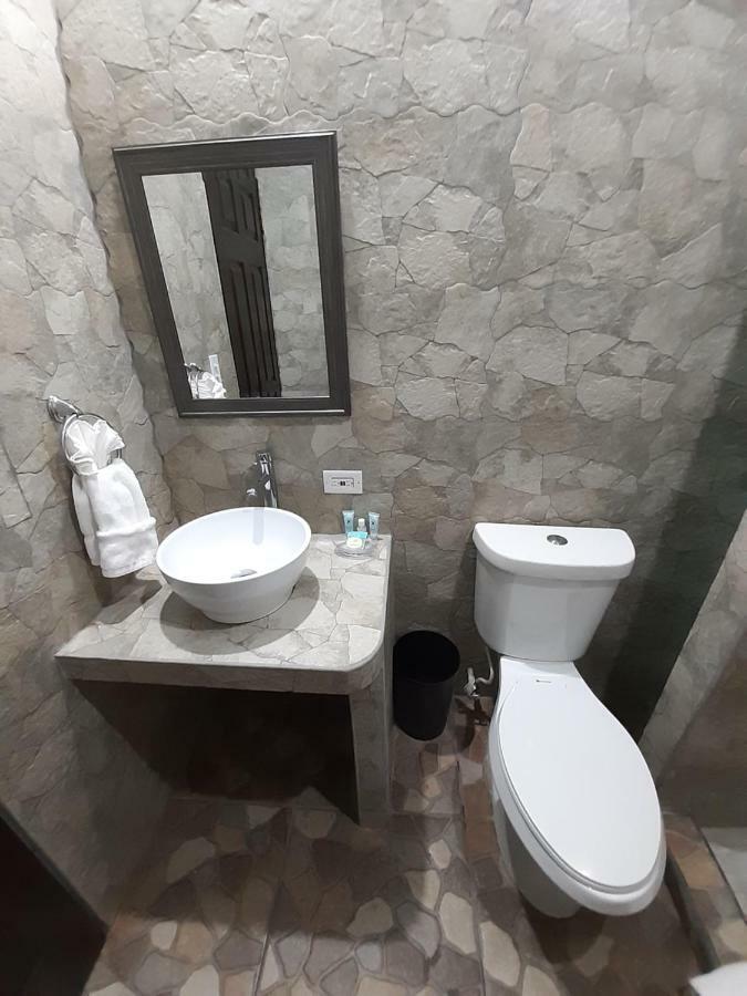 סן איגנאסיו Maya Bella Downtown Hotel מראה חיצוני תמונה