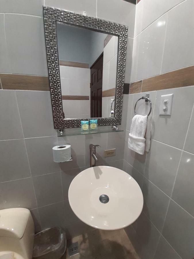סן איגנאסיו Maya Bella Downtown Hotel מראה חיצוני תמונה