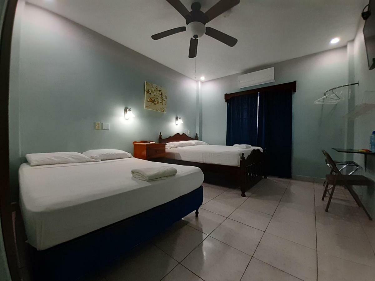 סן איגנאסיו Maya Bella Downtown Hotel מראה חיצוני תמונה